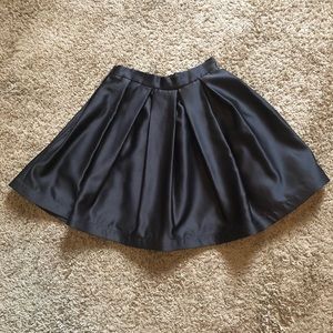 TOOTSIES Black Sateen Pleated Short Skirt